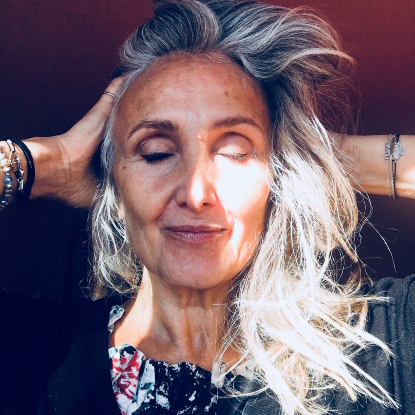 Connaissez-vous ce nouveau massage « Sculpting » pour remodeler le bas de notre visage?