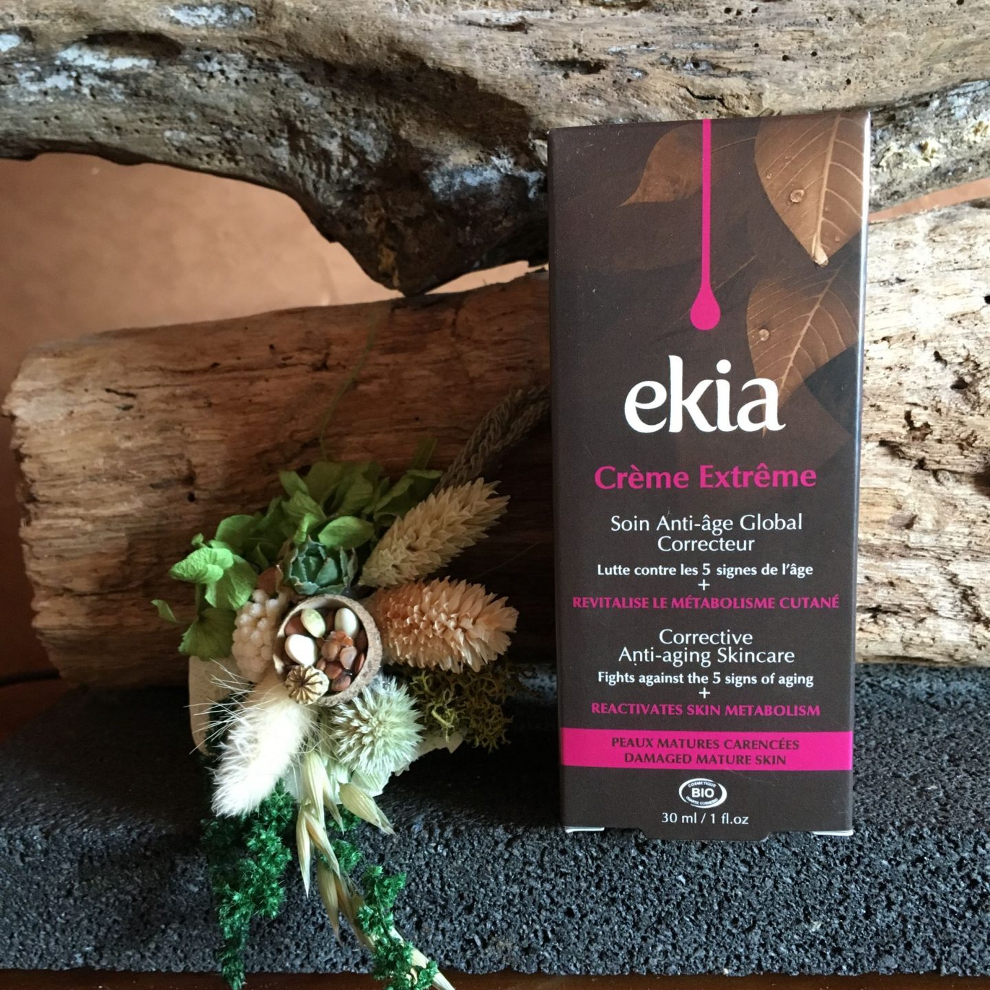 Je reviens vers vous avec la crème extrême de chez EKIA COSMÉTIQUES